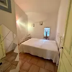 Bed & Breakfast De Ponge Nîmes