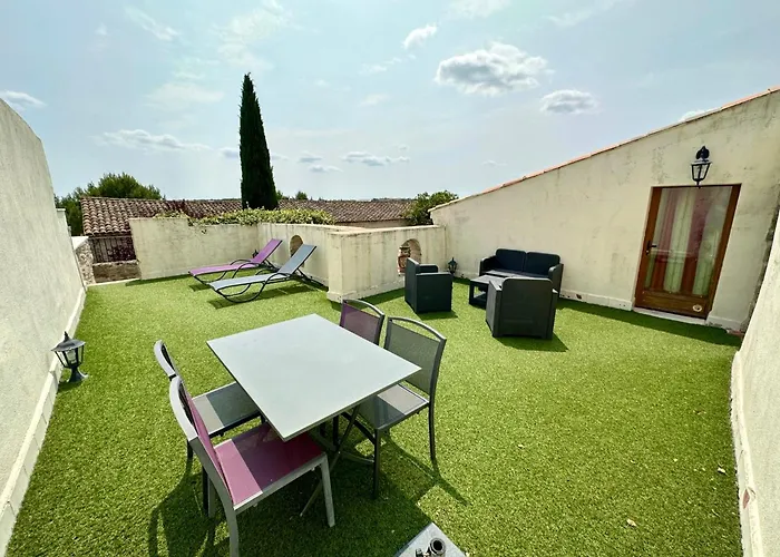 De Ponge 4* ニーム